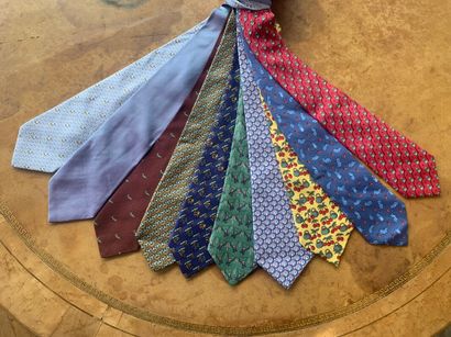 HERMES

Lot de 10 cravates