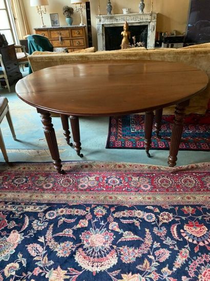 
Table en acajou ( trois allonges en bois...
