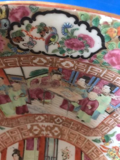CHINE, Canton - Fin XIXe siècle

Bol en porcelaine...