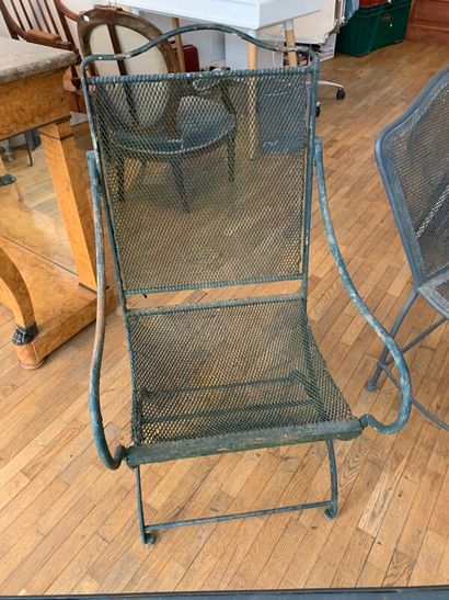 Ensemble de mobilier de jardin en fer laqué...