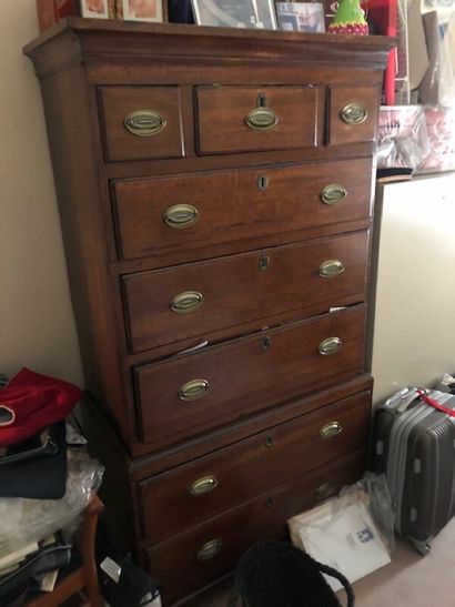 Chiffonnier deux corps en bois teinté et...