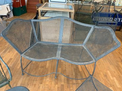 Ensemble de mobilier de jardin en fer laqué...