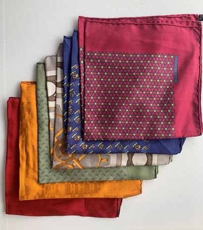 HERMES

Lot de 6 pochettes en soie