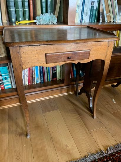 Lot: two tables with flaps and writing table...