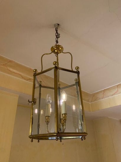 Hexagonal lantern in brass. Modern.