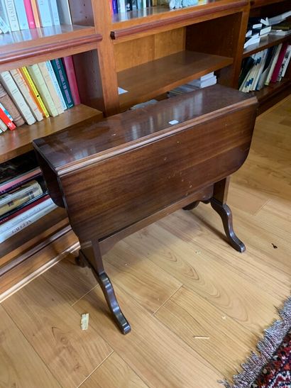 Lot: two tables with flaps and writing table...