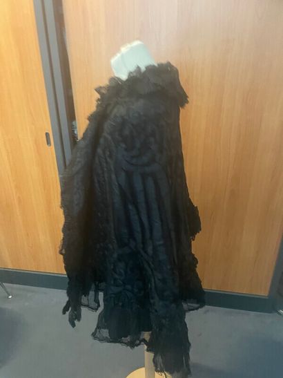 Anonymous, circa 1900

Black silk and tulle...