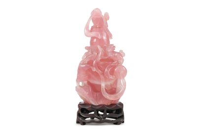 CHINE - XXe siècle

Vase couvert en quartz...