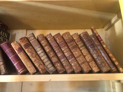 Ensemble de livres reliés