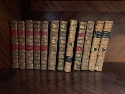 Une manette de livres