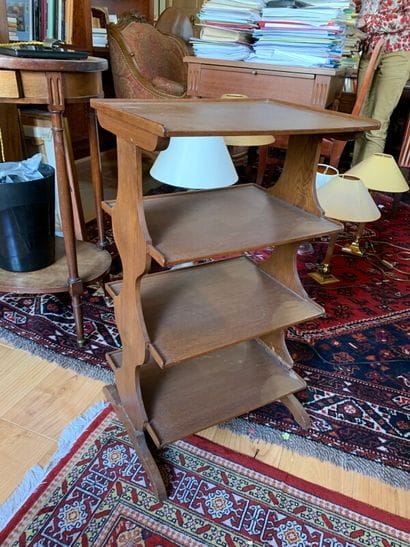 Lot: game table (accidents), small shelves...