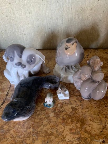 Series of six subjects in porcelain of Copenhagen.

(small...