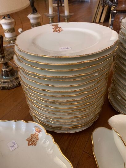 Part of service in white porcelain, gold...