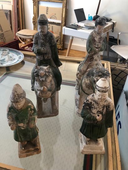 
Pair of horsemen, and their servants in...