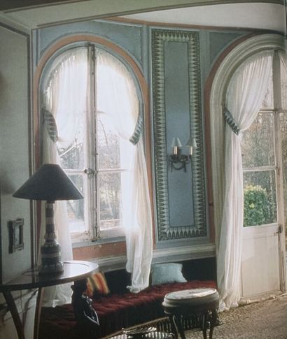 Madeleine CASTAING (1894-1992)
Lampe en céramique...