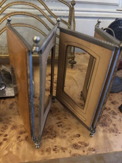 Porte-photo dépliant en bois et métal 
