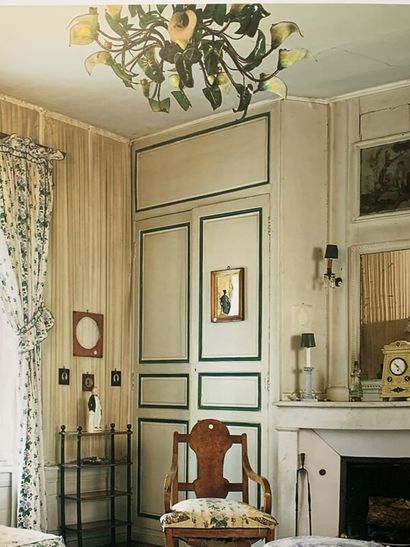 Lustre en tôle peinte à 10 bras de lumière....