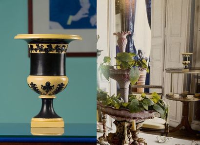 Vase médicis en céramique peinte jaune et...