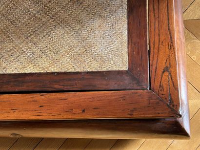 Grande table basse chinois en bois exotique...