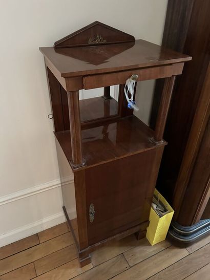 Meuble de dressing en acajou et placage d'acajou...