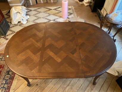 Rococo style carved wood dining table. H75cm....