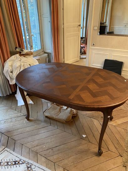 Rococo style carved wood dining table. H75cm....