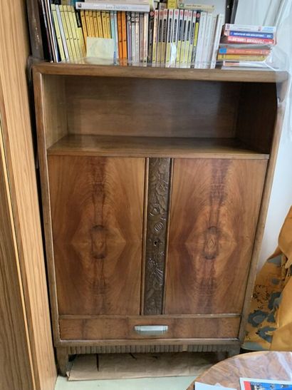 Double-leaf sideboard decorated with stylized...