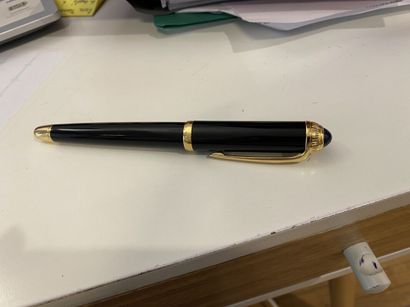 CARTIER, R fountain pen in black composite,...