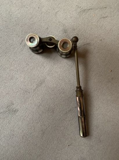 Two optical instruments: magic lantern and...