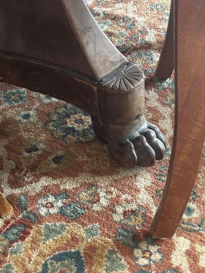 Mahogany and mahogany veneer pedestal table...