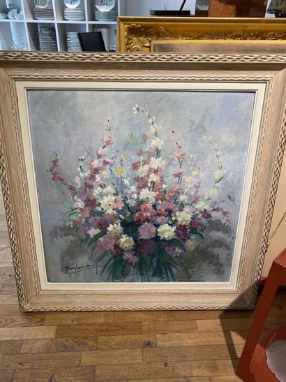 20th century school
Bunch of flowers
Oil...