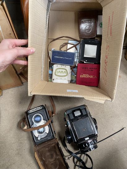 Bronica camera and SLR