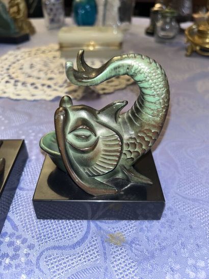 JP LE VERRIER
Pair of fish bookends in regula...
