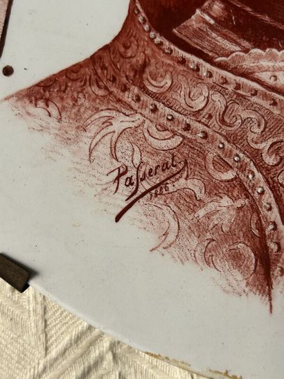 Porcelain dish decorated with the Count de...