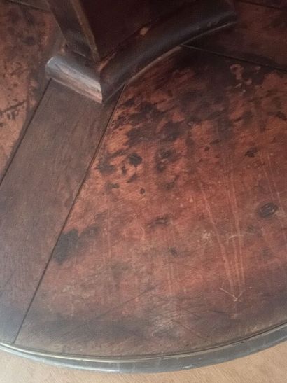 Mahogany and mahogany veneer pedestal table...
