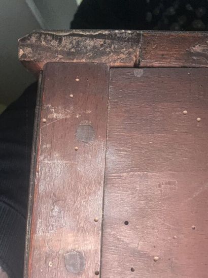 Small veneered child's secretary,
Cut-edge...