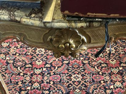 Carved and gilded wood middle table with...