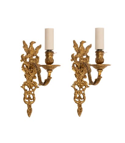 Small chiseled and gilded bronze chandelier...