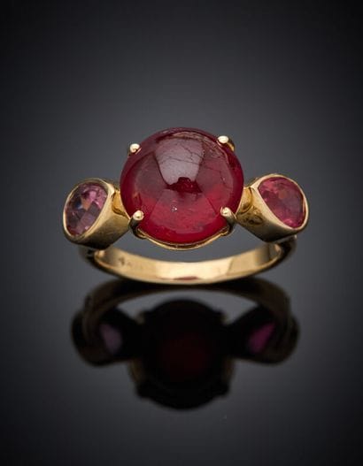 BAGUE en or jaune (585‰) 14 carats, serti...