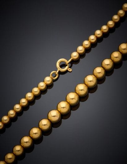 COLLIER 