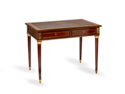 Small, flat ladies’ desk, rectangular in...