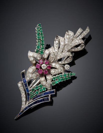 CLIP de CORSAGE « fleur » en platine (950‰)...