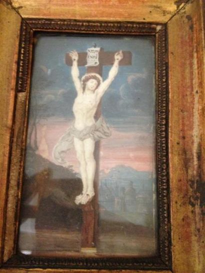 Ecole française
Christ en croix 
Aquarelle...