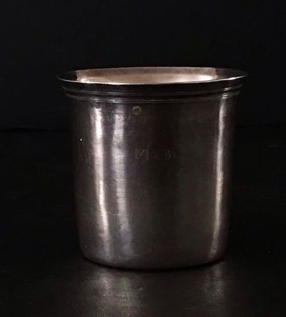 Timbale tronconique unie en argent 950 °/°°...