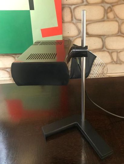 René Talopp : Pair of Samp desk lamps

Plastic,...