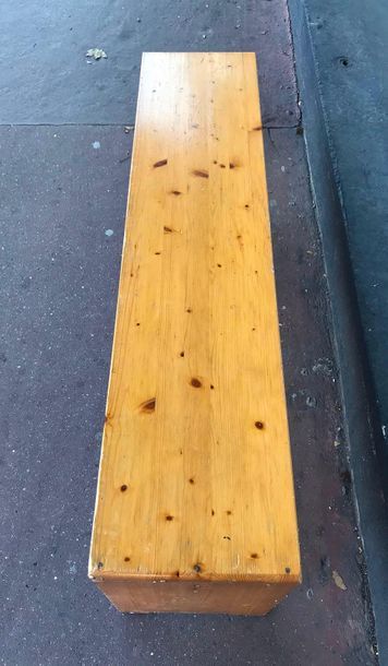 Charlotte PERRIAND : Pine bench

Circa 1969

L....