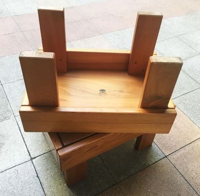 Regain : 2 coffee tables 

elm

Circa 1970

H36...
