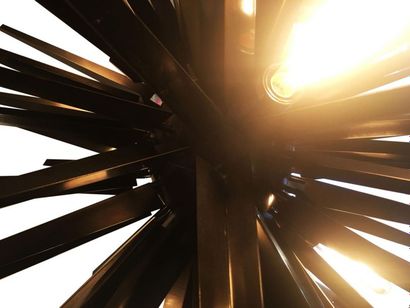 Appolo chandelier black

Black lacquered...