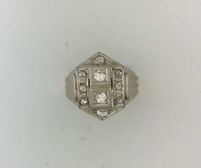
750°/°°° white gold signet ring set with...