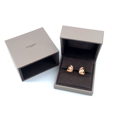 CHAUMET Paire de Boucles d'oreilles
CHAUMET
Pair...